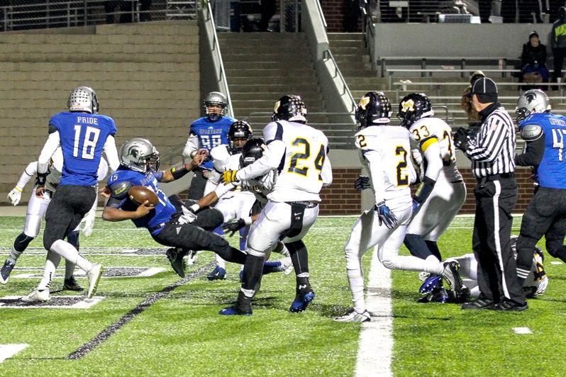 Arlington Heights Rolls Over Burleson Centennial 70 28 Sports