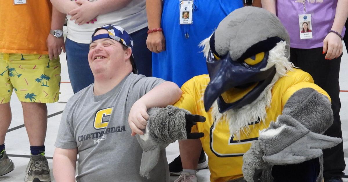 Trousdale School creates Hall of Mascots