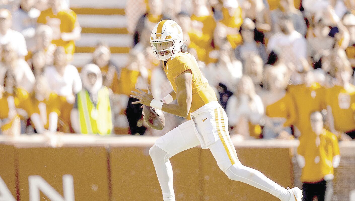 Tennessee QB Joe Milton Opts Out Of Citrus Bowl For NFL Draft, Leaving ...