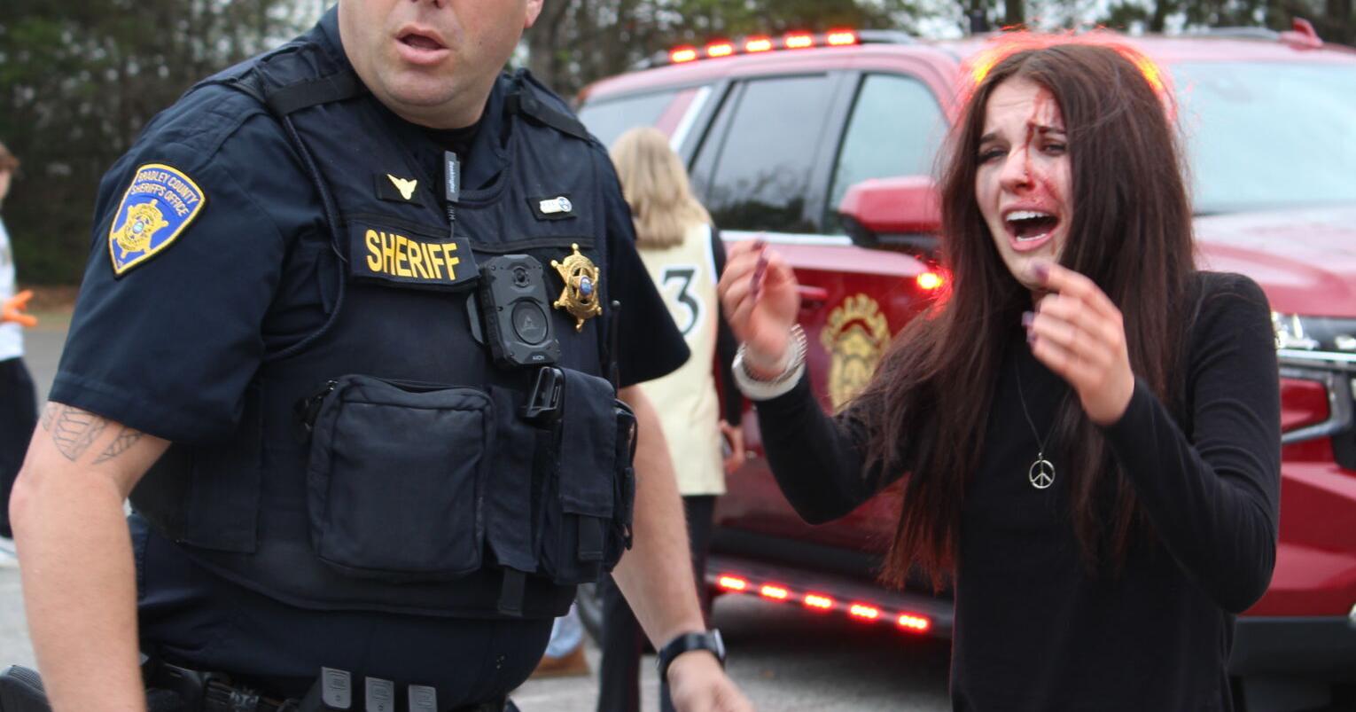 Mock Crash 2024: Bradley Central drama students raise drunk driving awareness - Vimarsana News