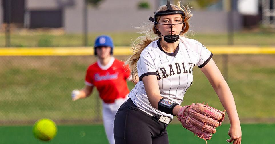 Bearettes bounce back; stay alive