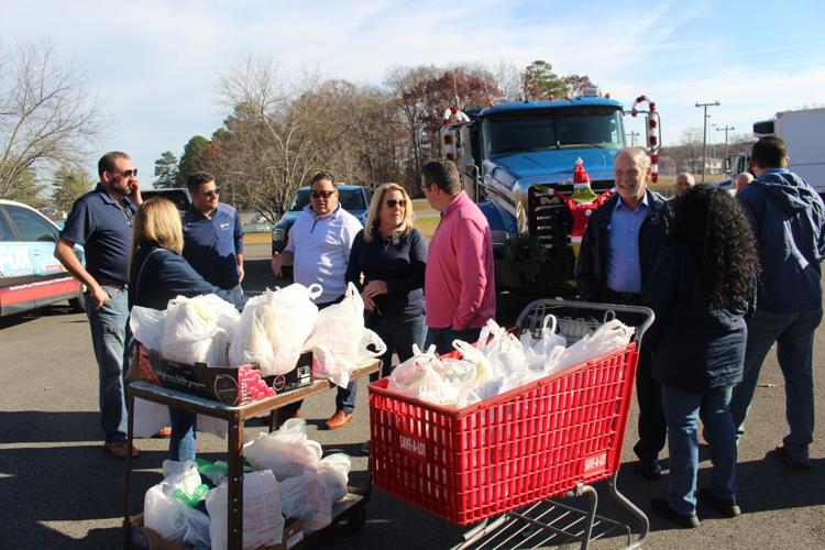 Republic Services provides 300 whole turkeys to local senior citizens ...