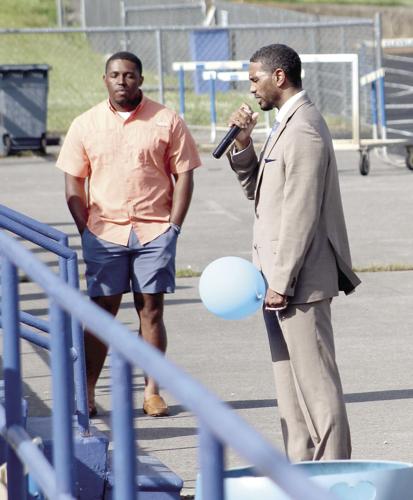Cleveland High School holds vigil for two students killed in car crash ...