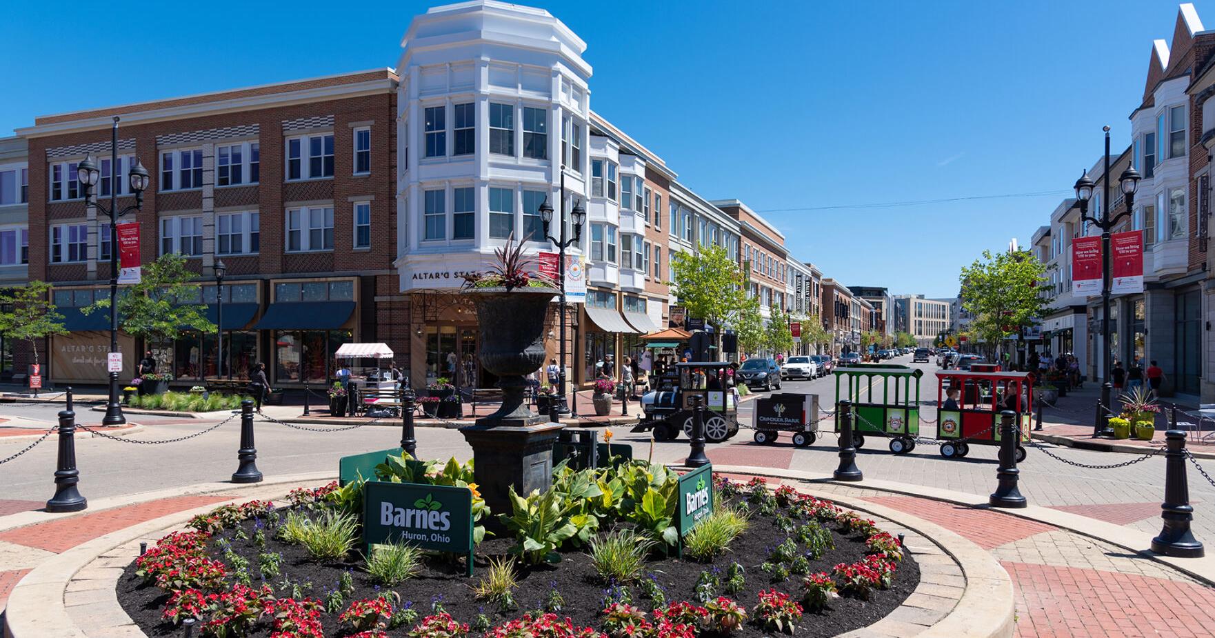 Crocker Park to kick off summer with fourth annual block party - Vimarsana News