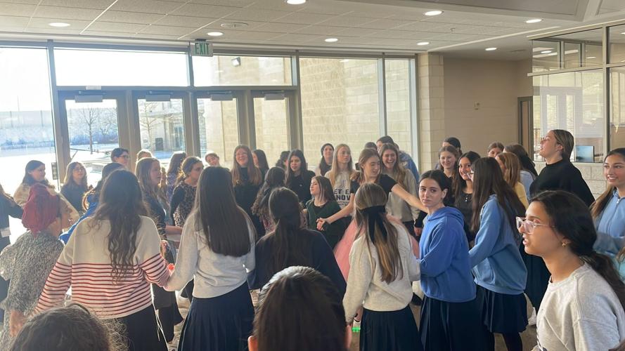 Fuchs Mizrachi students prepare for Purim | In the Community |  clevelandjewishnews.com