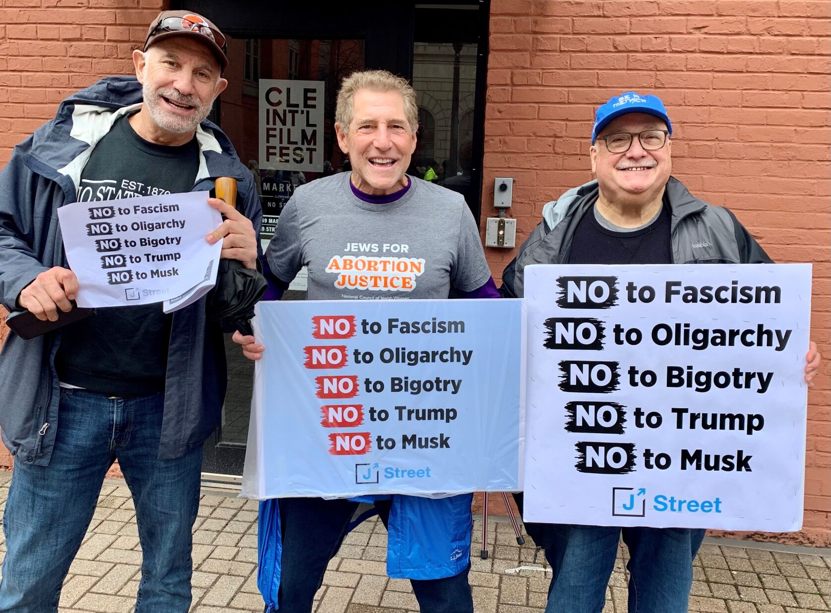 Cleveland Jewish News home Award winning coverage of local