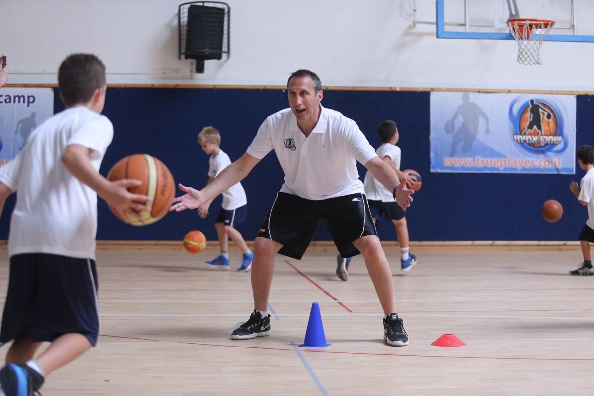 Summer Camp Aims To Bring Jewish American Teens To Israel Cavs