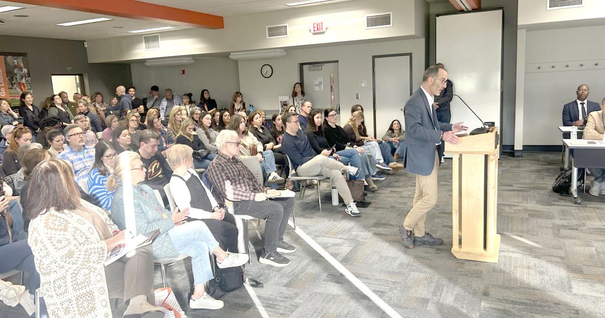 Orange schools’ ‘Jew hate’ angers residents