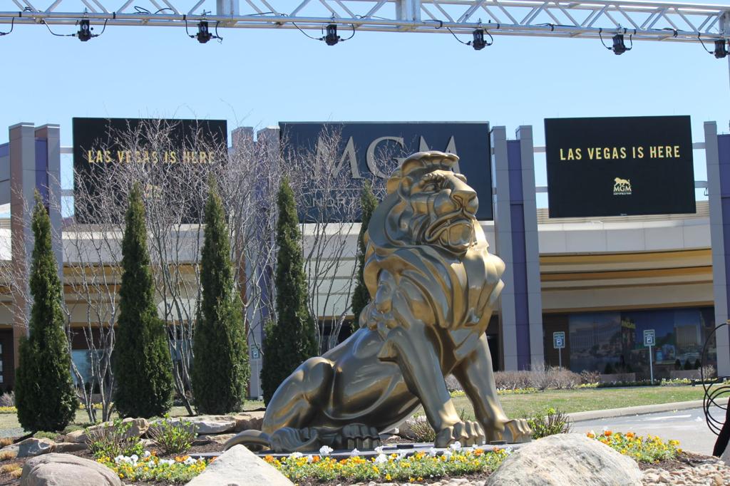 Mgm Northfield Park Bets On Vegas Experience Local News Clevelandjewishnews Com