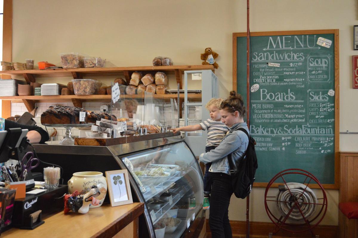 New deli opens in Ohio City’s Hingetown Nosh