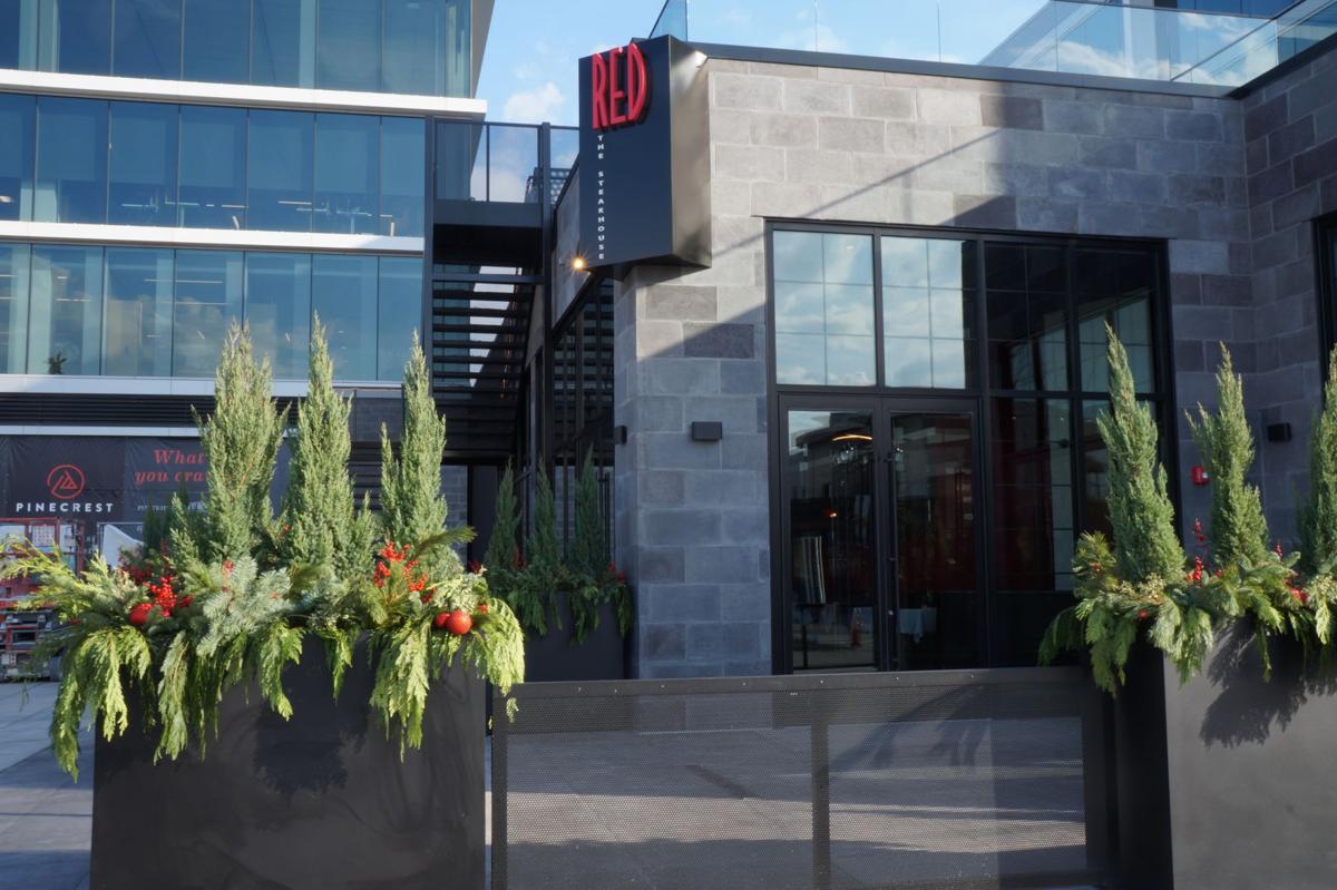 Red The Steakhouse Opens At Pinecrest Nosh Clevelandjewishnews Com