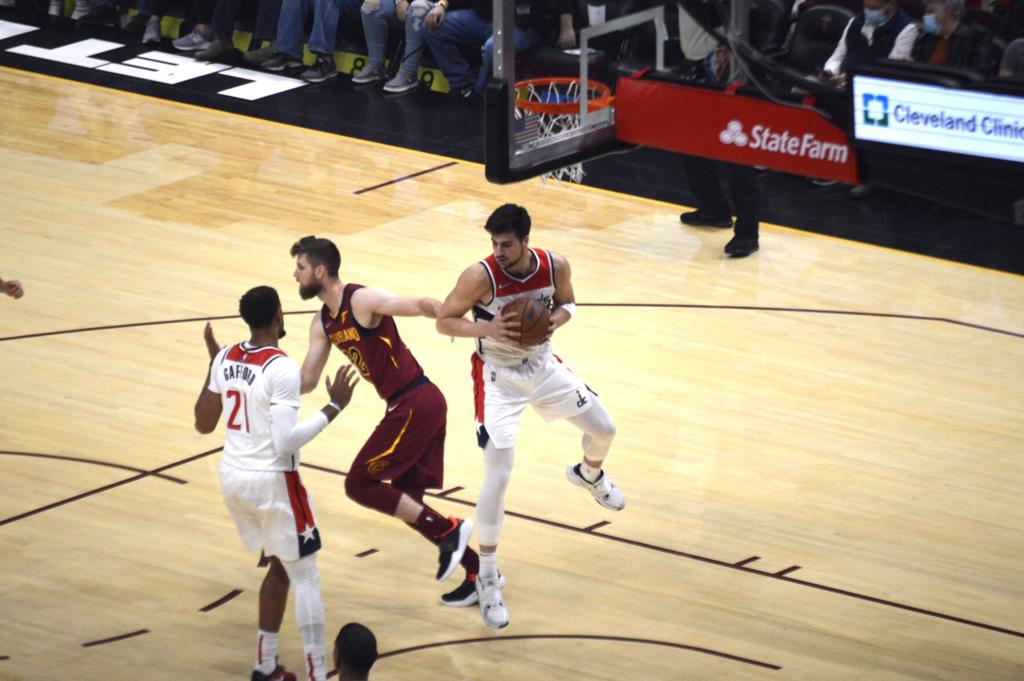 Deni Avdija adds Hanukkah cheer to strong start of NBA season –