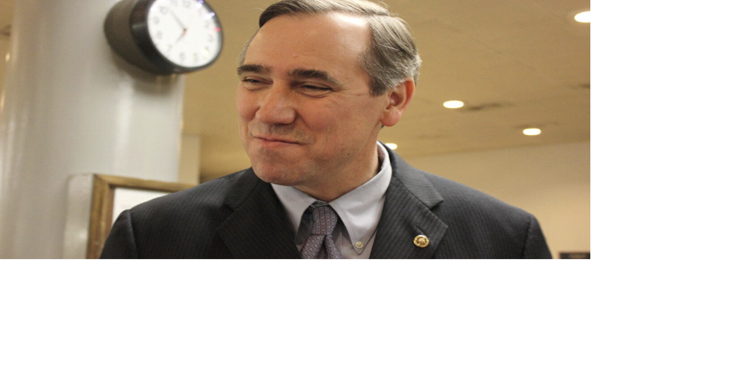 Progressive senators line up behind Palestinian statehood resolution ...