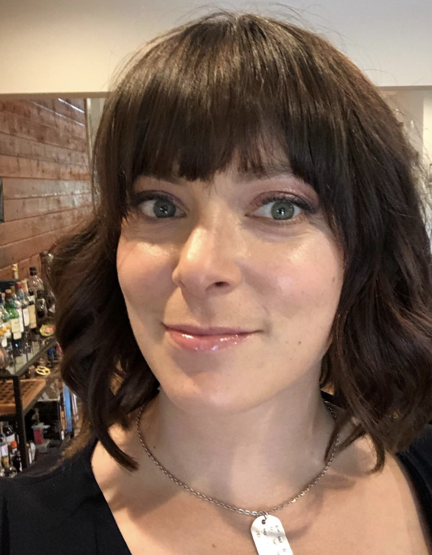 Pregnant Rachel Bloom, husband taken in by California couple after getting  'stranded' | UNFILTERED: News from the virtual community |  clevelandjewishnews.com