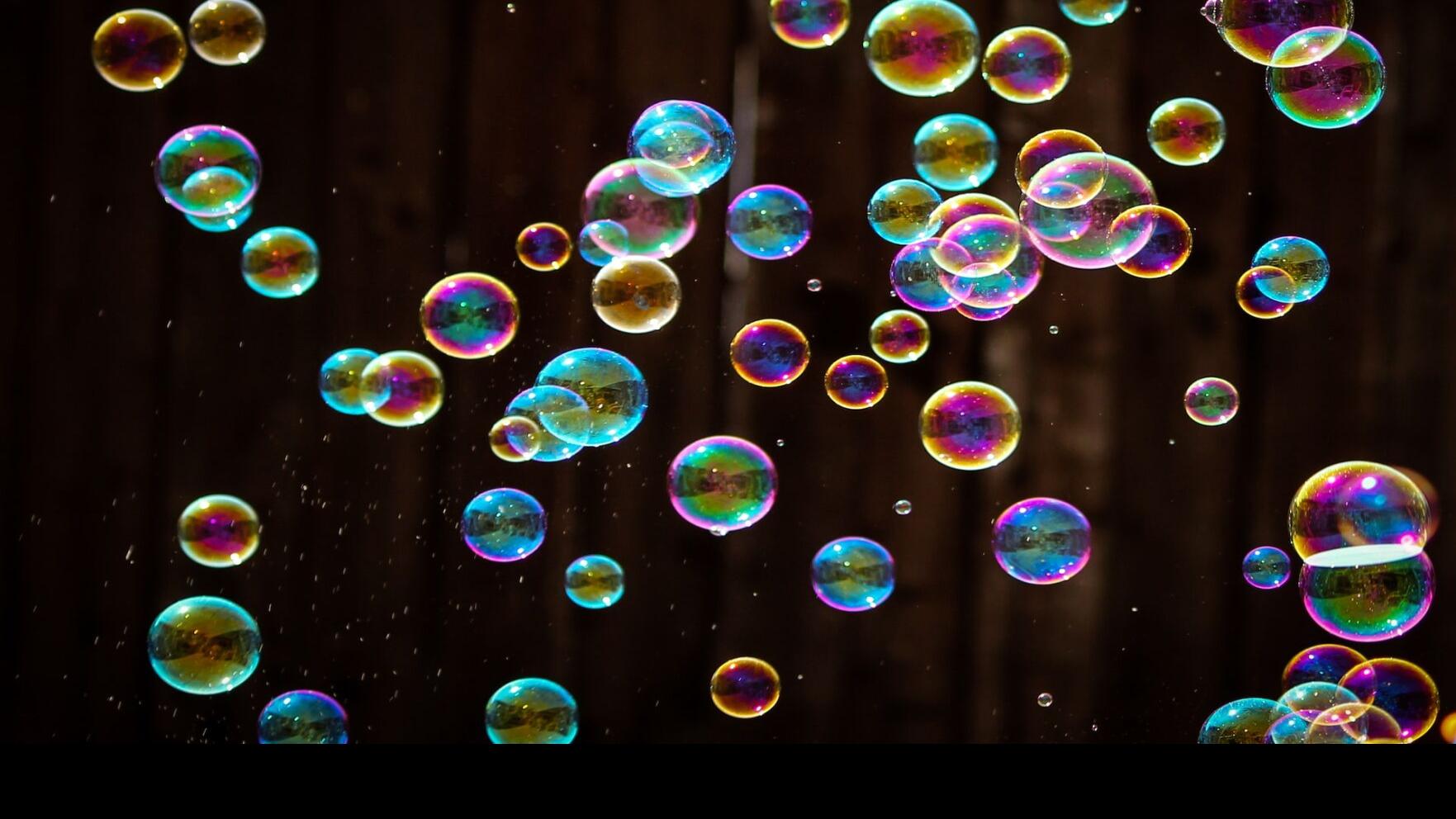 Why are bubbles rainbow coloured? – Exeter Science Centre