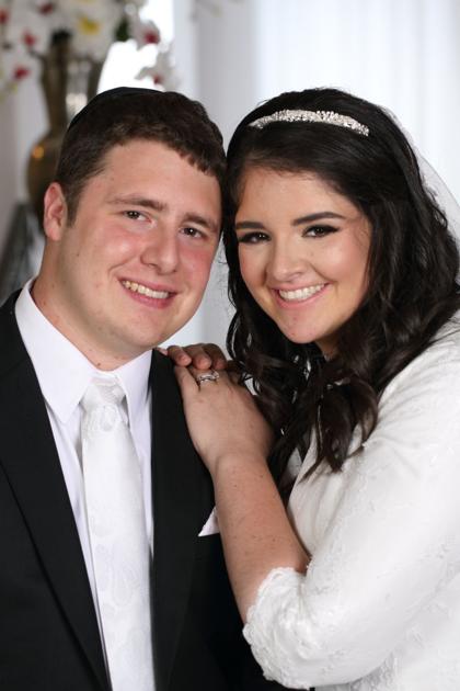 Daniel Evan Stone And Sari Meryl Leventhal Clevelandjewishnews Com