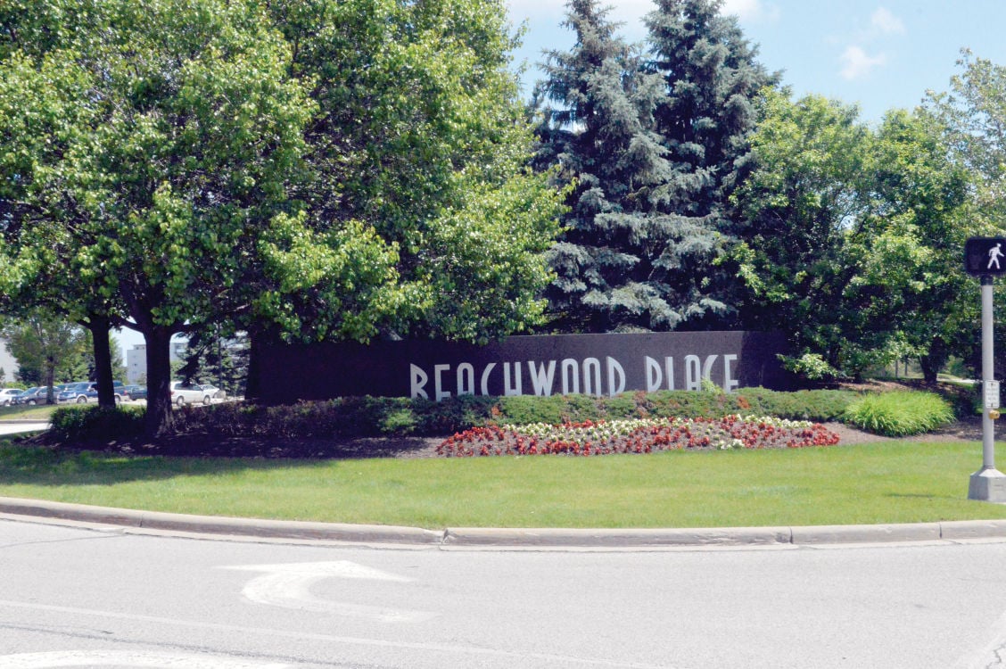 Kate spade discount beachwood place