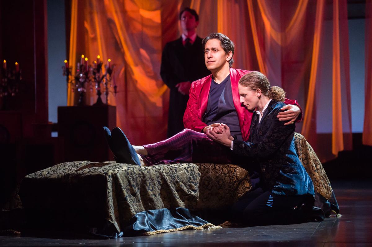 Essay twelfth night romantic comedy