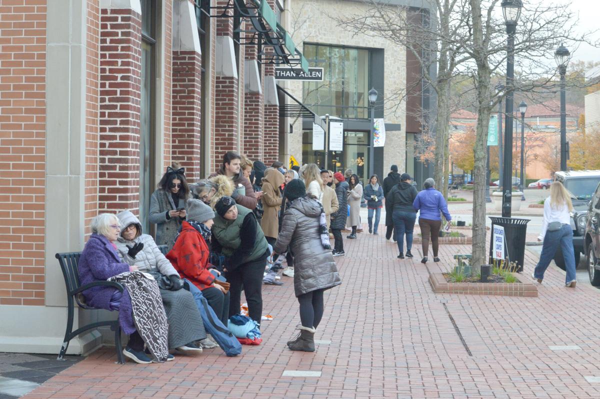 ncjw cleveland designer dress days National Council of Jewish Women/Cleveland Designer Dress Days underway |  Local News