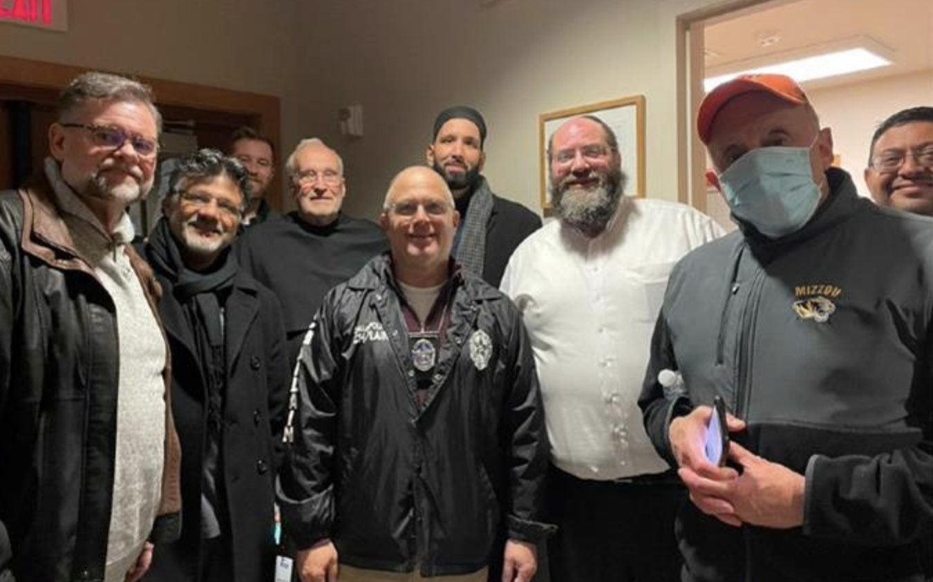 Former Cleveland Rabbi Paley provides on ground support as police ...