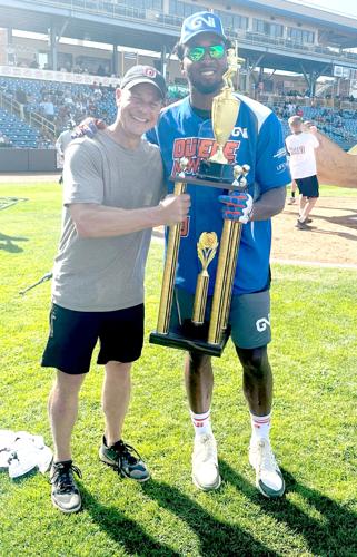 Solon man pitches in 'truly unbelievable' celebrity softball game, Local  News