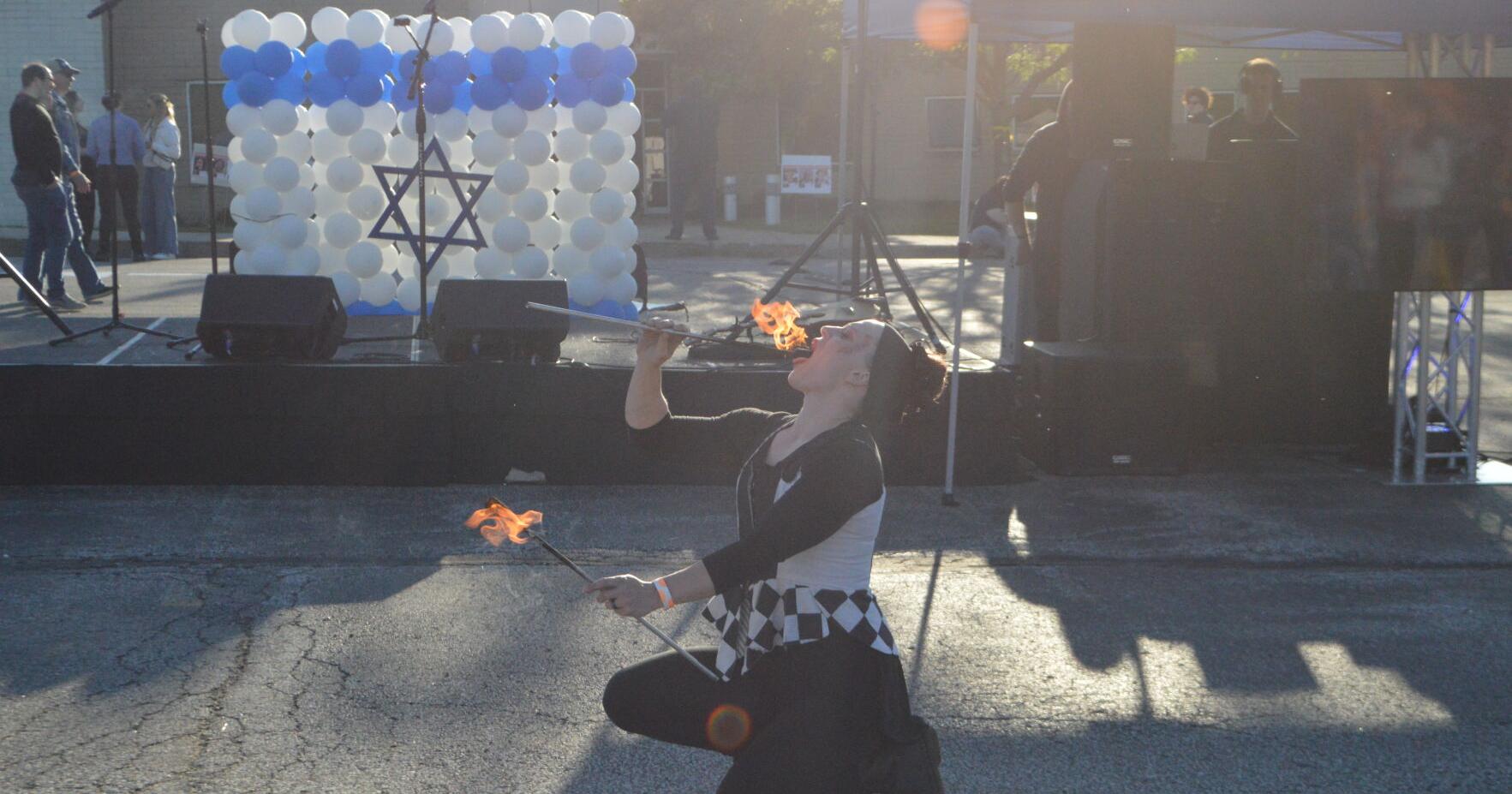 Community celebrates Gross Schechter's third annual Ignite the Night | Local News - Vimarsana News