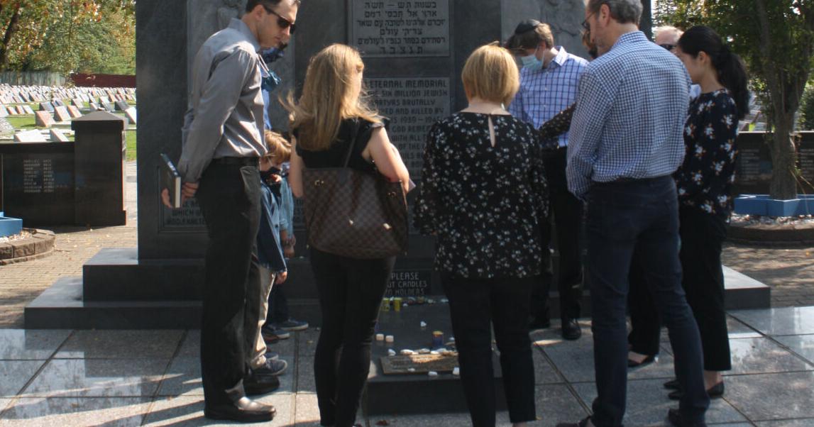 Nontraditional Fall Memorial keeps alive Holocaust victims | Local News ...