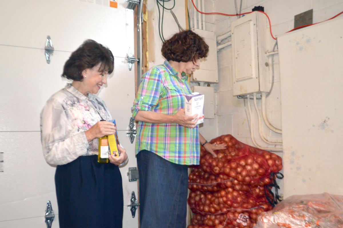 Cleveland Kosher Food Pantry Helps Those In Need Celebrate Rosh