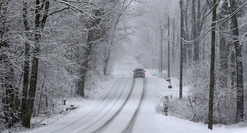 Foot of snow falls in East New England sees first serious snowfall of ...