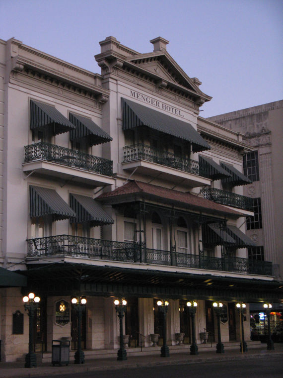 Menger-Hotel.jpg