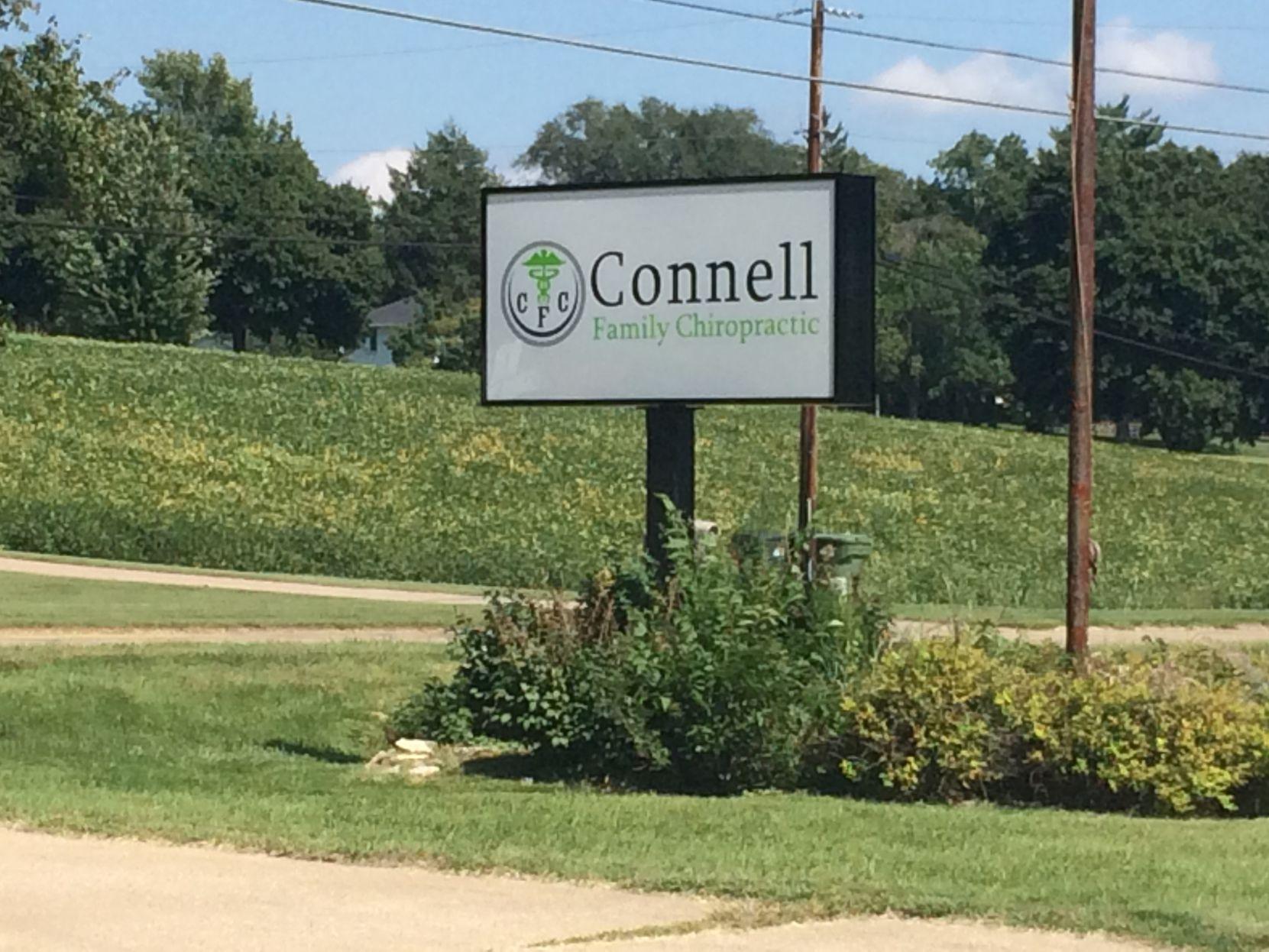 Clinton Native Returns Opens Chiropractic Office News Clintonherald Com