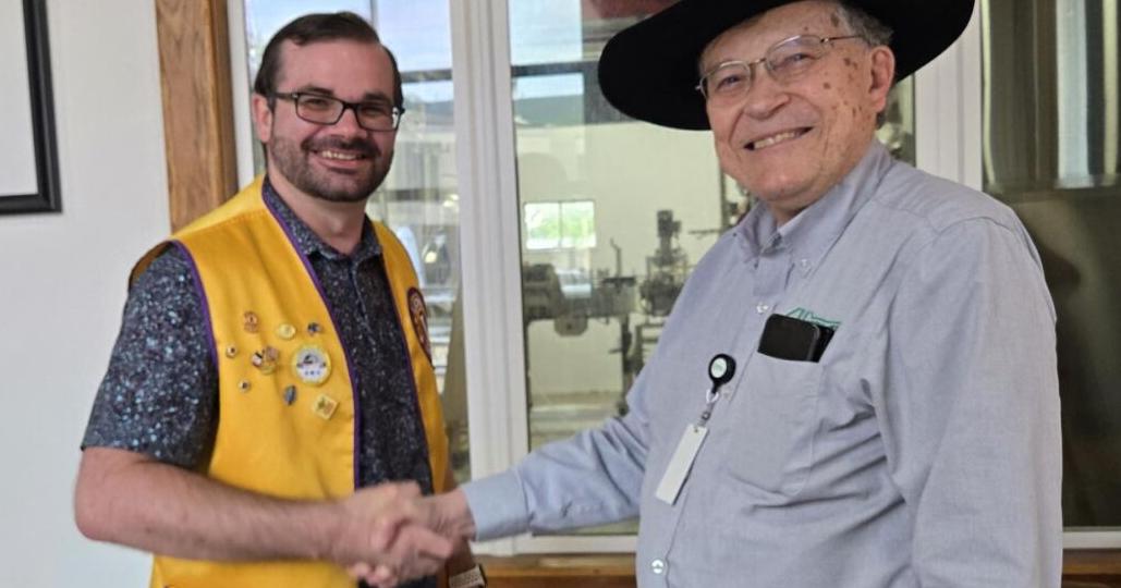 Clinton Lions swear in new president | Local News | clintonherald.com