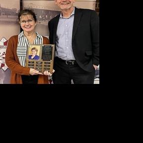 CCC High School Equivalency teacher awarded for customer service