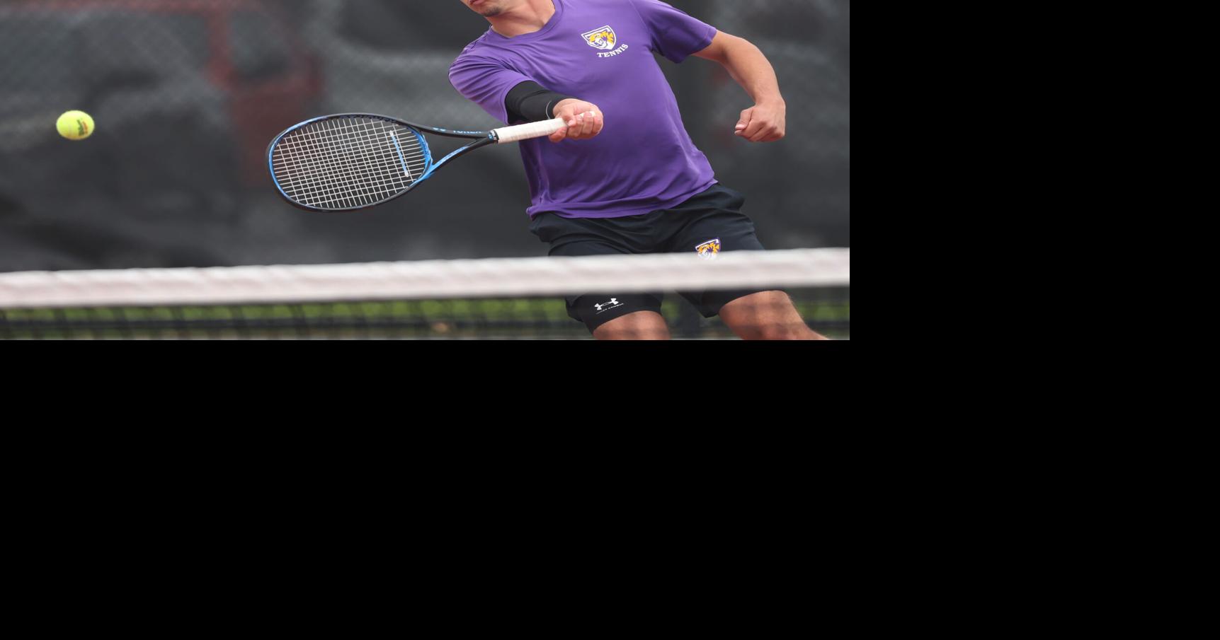 Central DeWitt boys tennis takes 2nd in conference