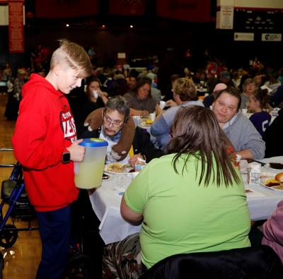 Victory Center Remains Open For Meals Shelter Local News Clintonherald Com