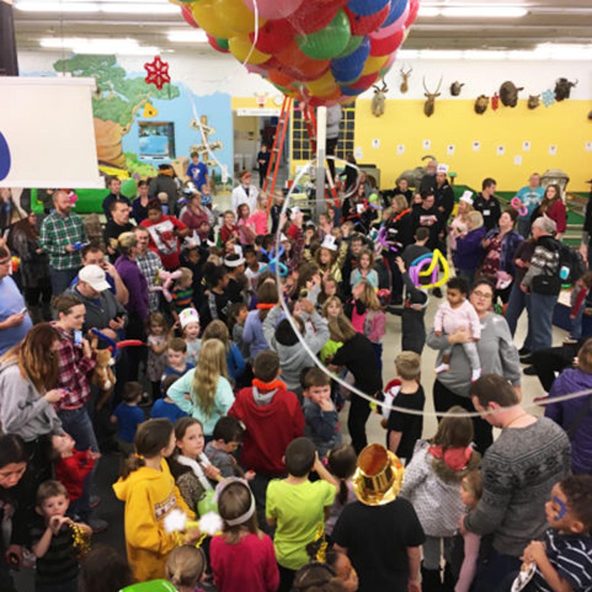Family New Year S Eve Party Set For Dec 31 At Discovery Center News Clintonherald Com