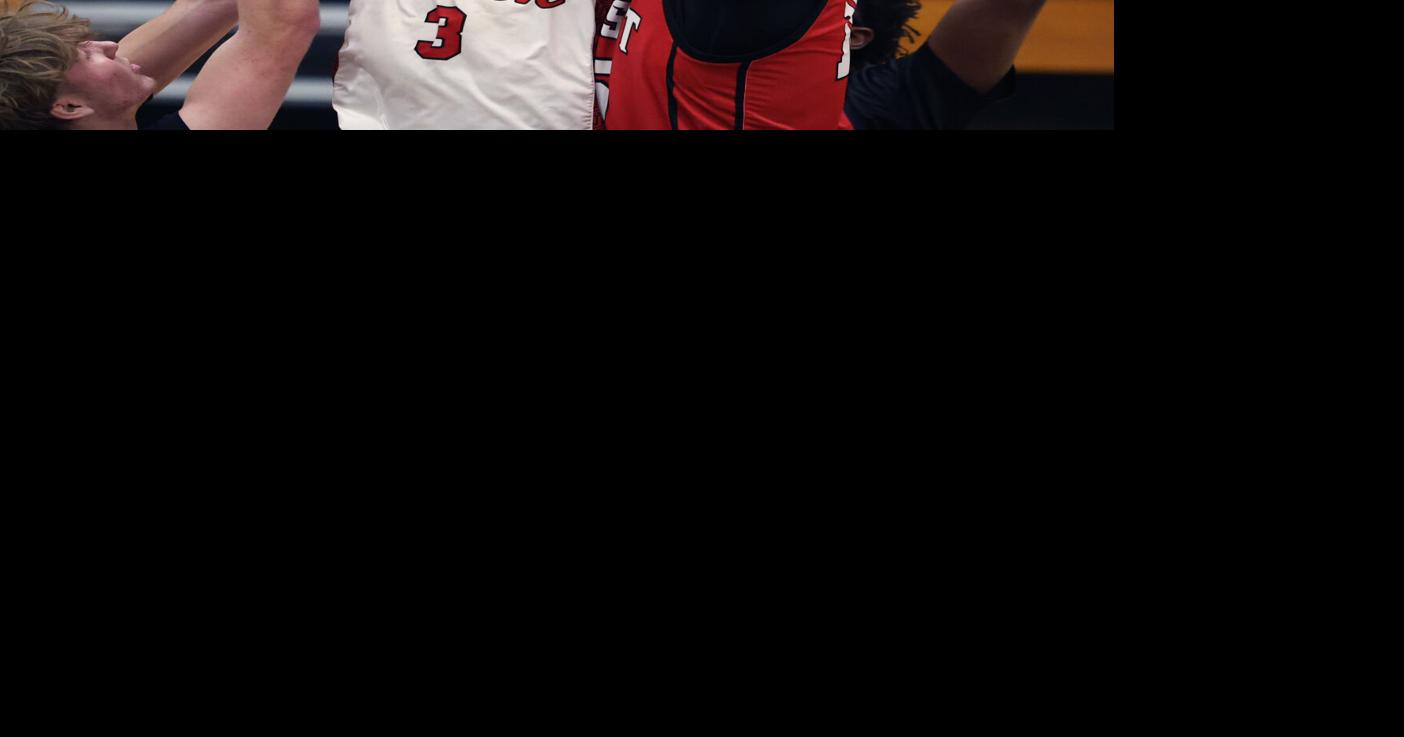 14 point run helps Davenport West defeat Clinton 77-52