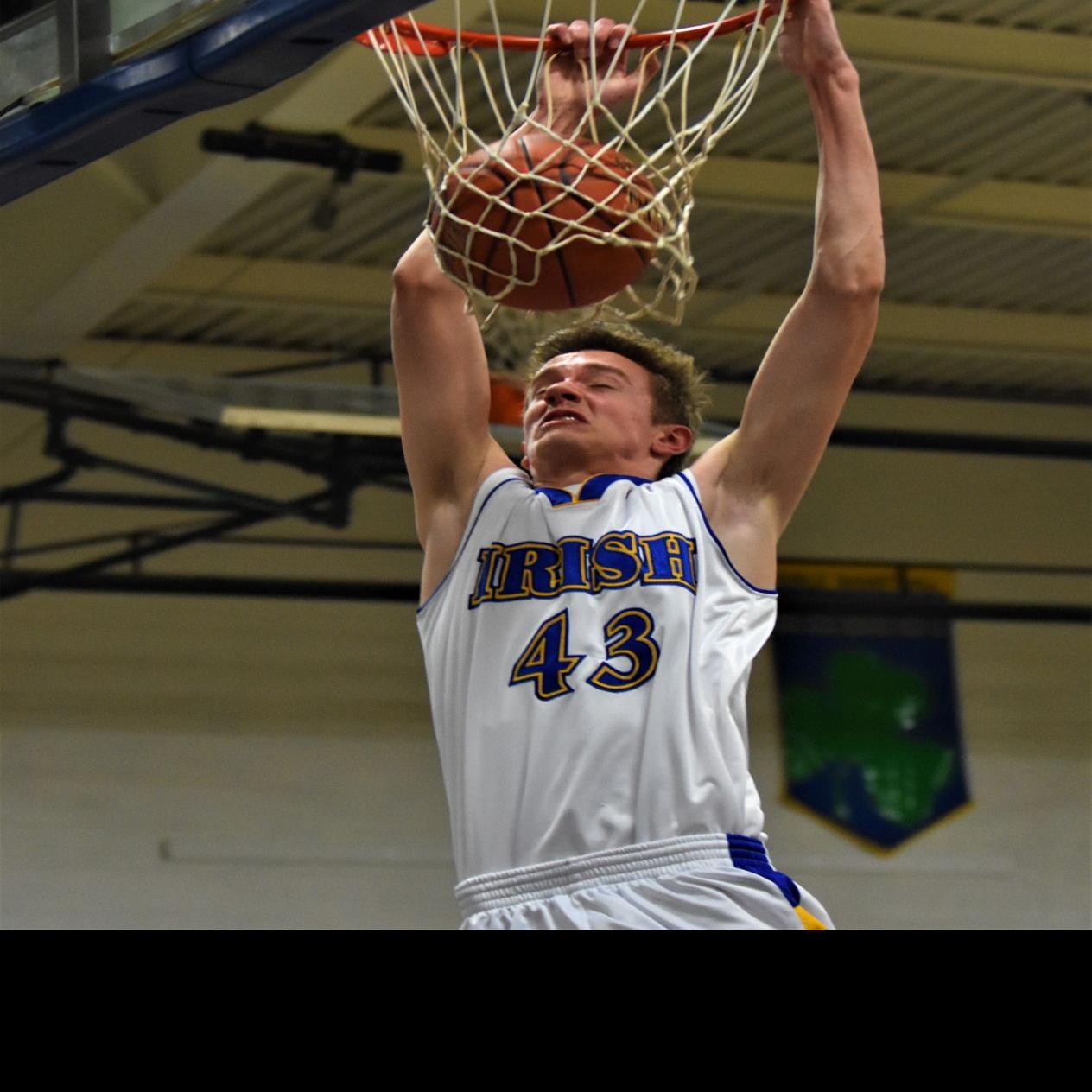 Older Brother Helps Moeller Evolve Into Elite Player Sports Clintonherald Com