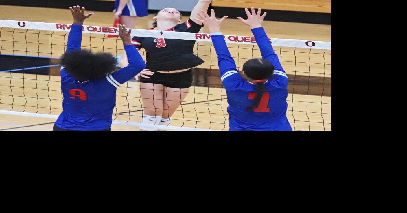 River Queens knock off ranked Wahlert Catholic at home invitational ...
