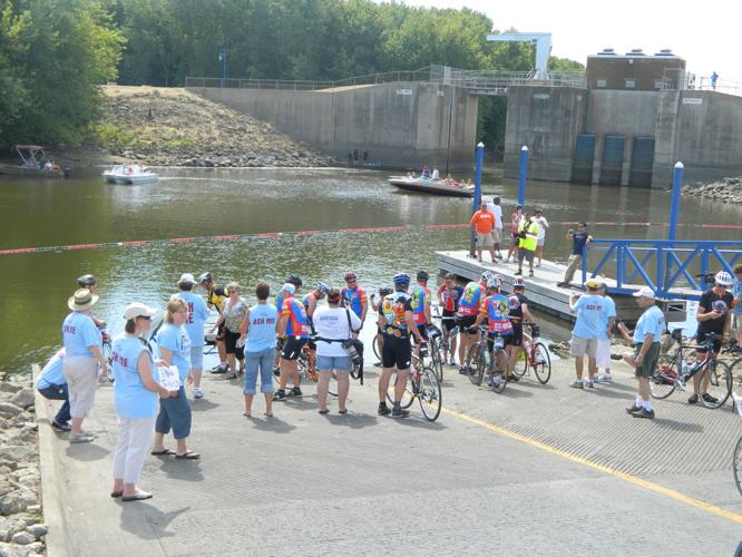 City signs RAGBRAI agreement | Local News | clintonherald.com