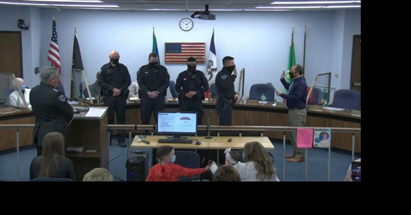 Officers join Clinton Police Department | Local News | clintonherald.com