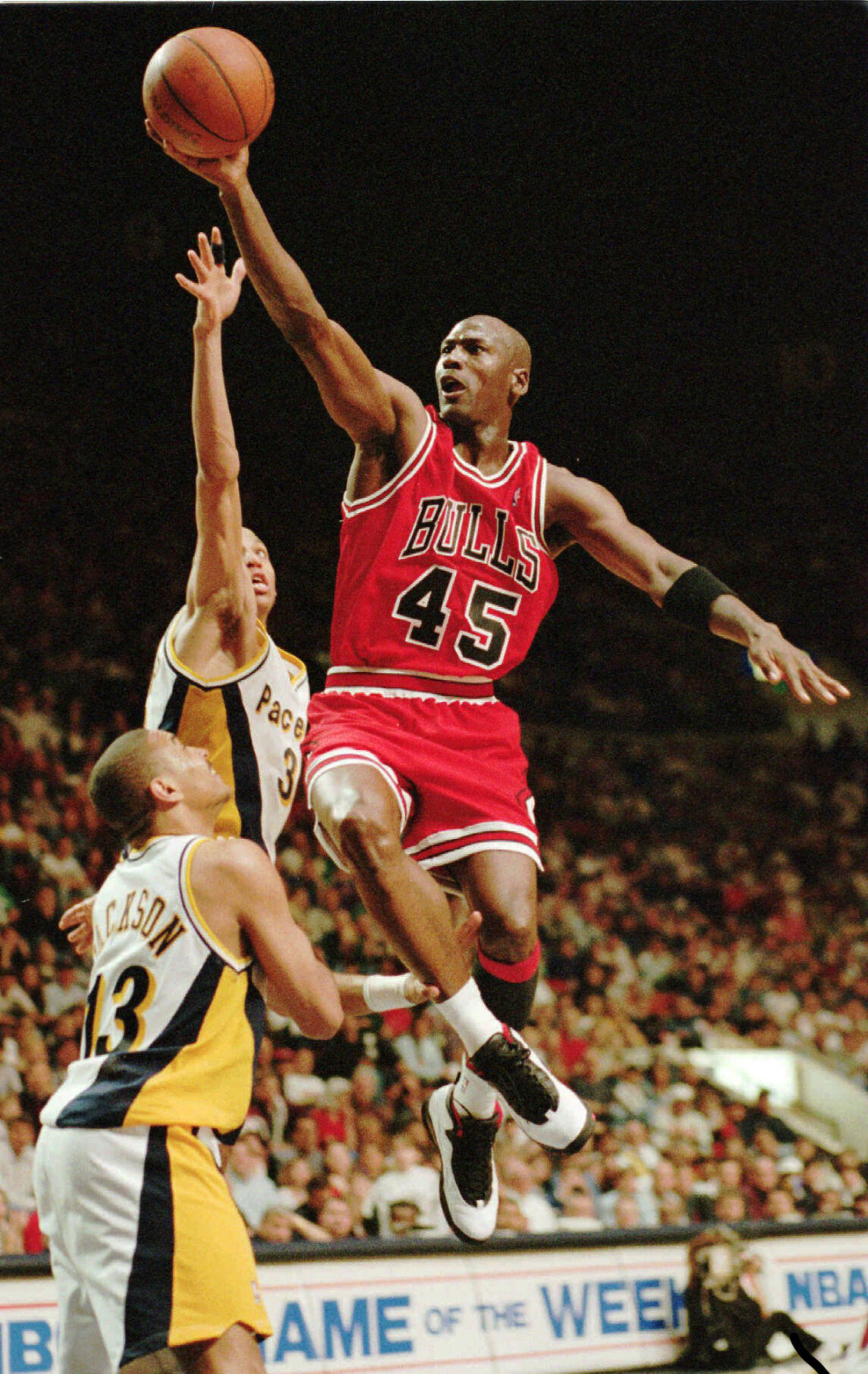Today in History: March 19, Michael Jordan returns to basketball
