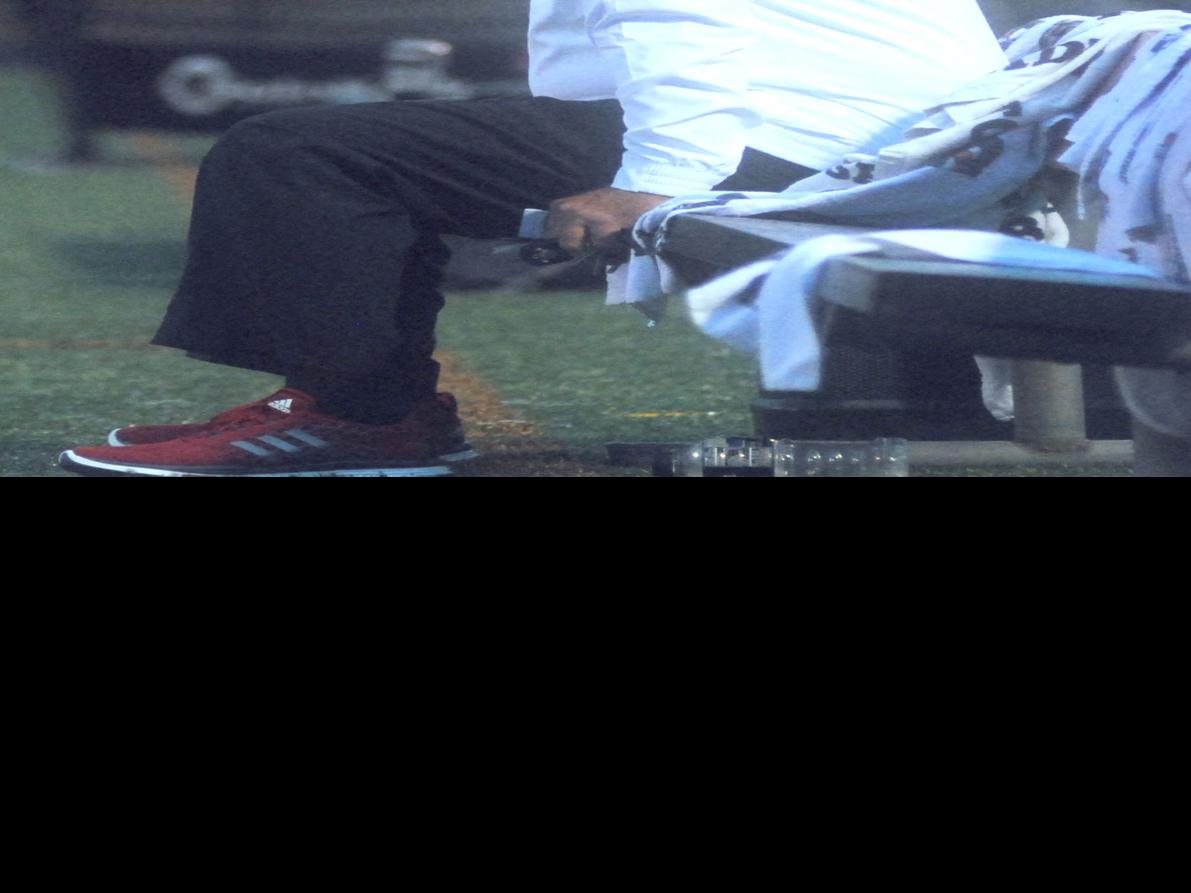 Coach Of The Year Leitzen Wauford Share Honor Sports Clintonherald Com