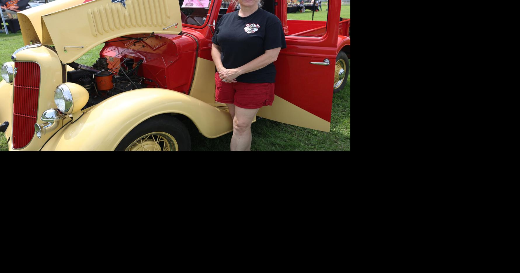 Clinton Area Rod Club car show is 'Fun in the Sun'