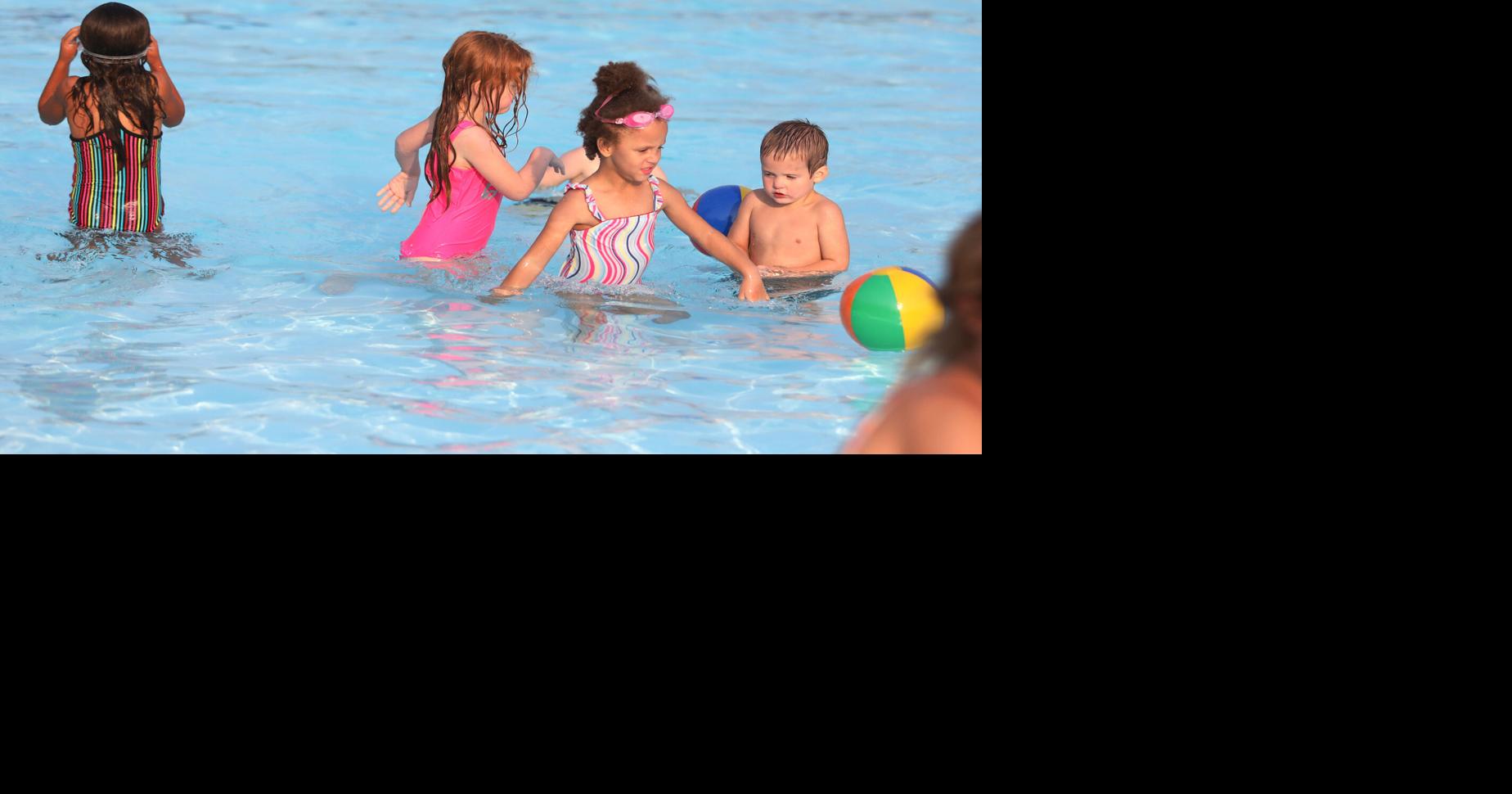 Clinton Council to review Riverview Pool problems