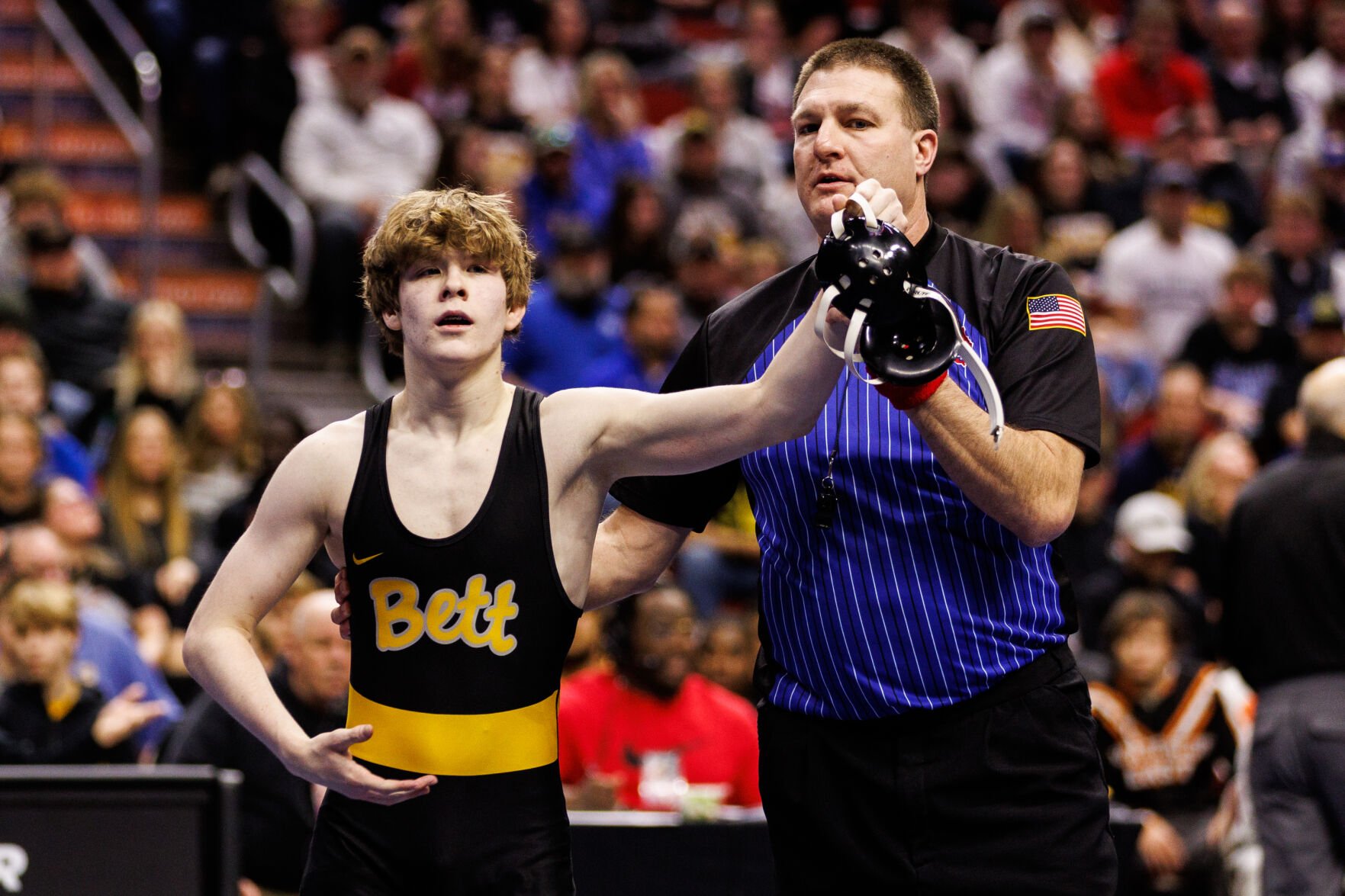 State Wrestling 2023 Knight wins 113 lb IHSAA State Championship BVM