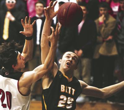 High School Boys Basketball River Kings Fall At Home Sports Clintonherald Com