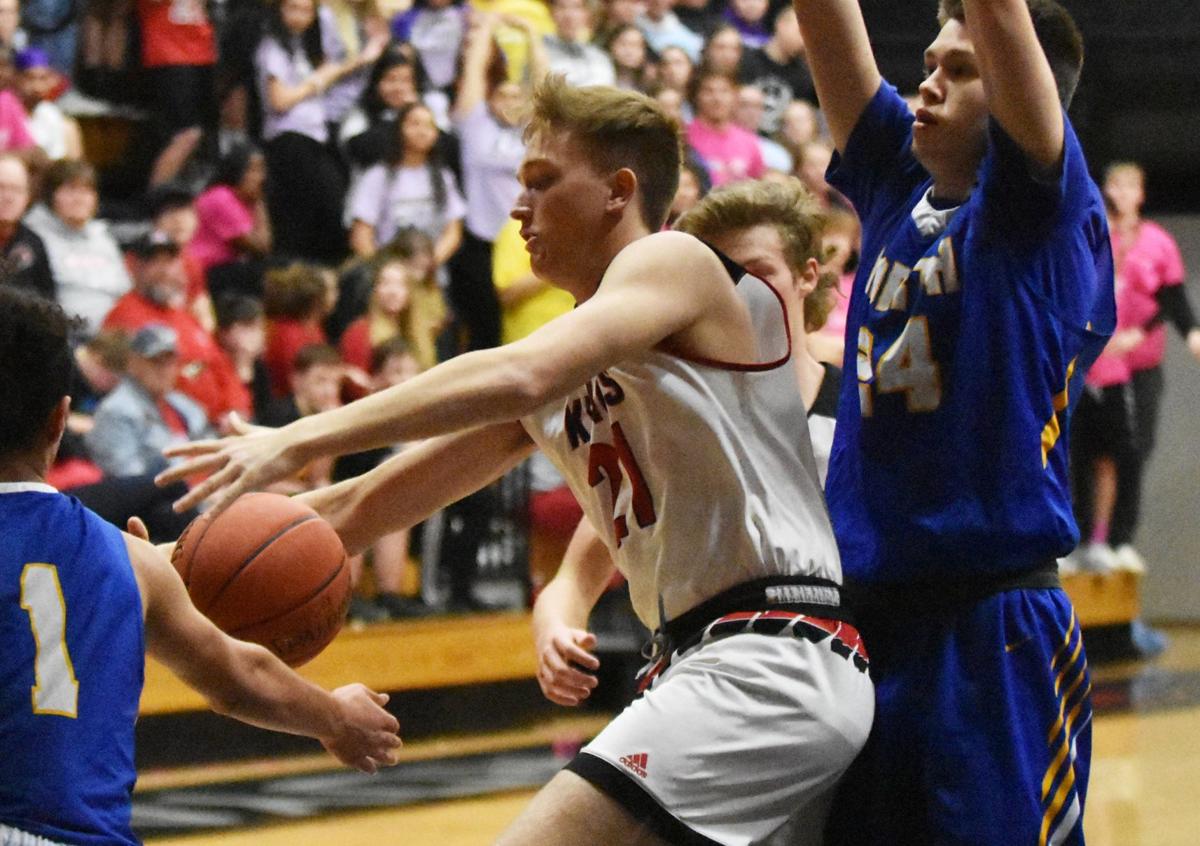 River Kings Overpowered In Second Half Fall 68 49 Sports Clintonherald Com