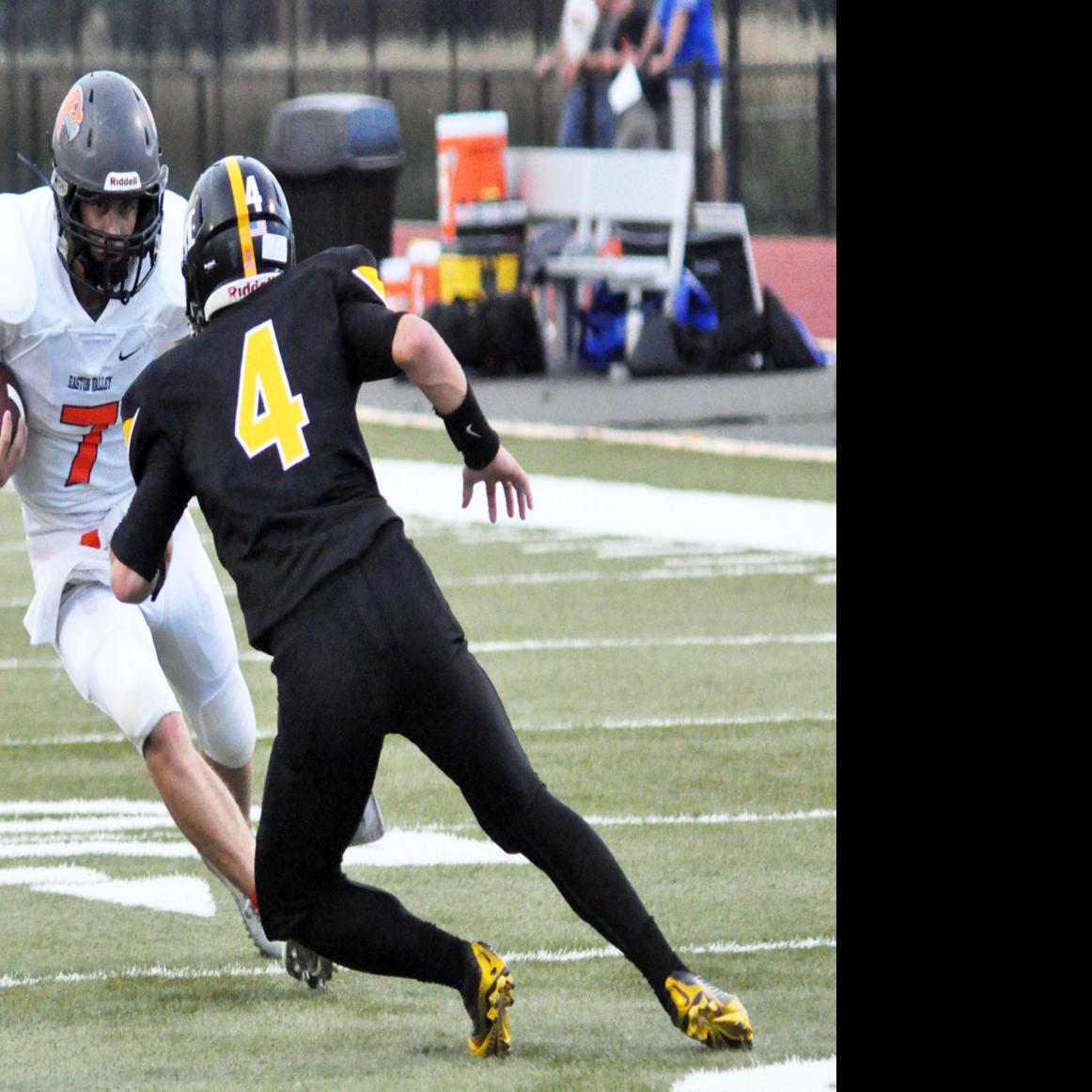 Prep Football Midland Overpowers Easton Valley Sports
