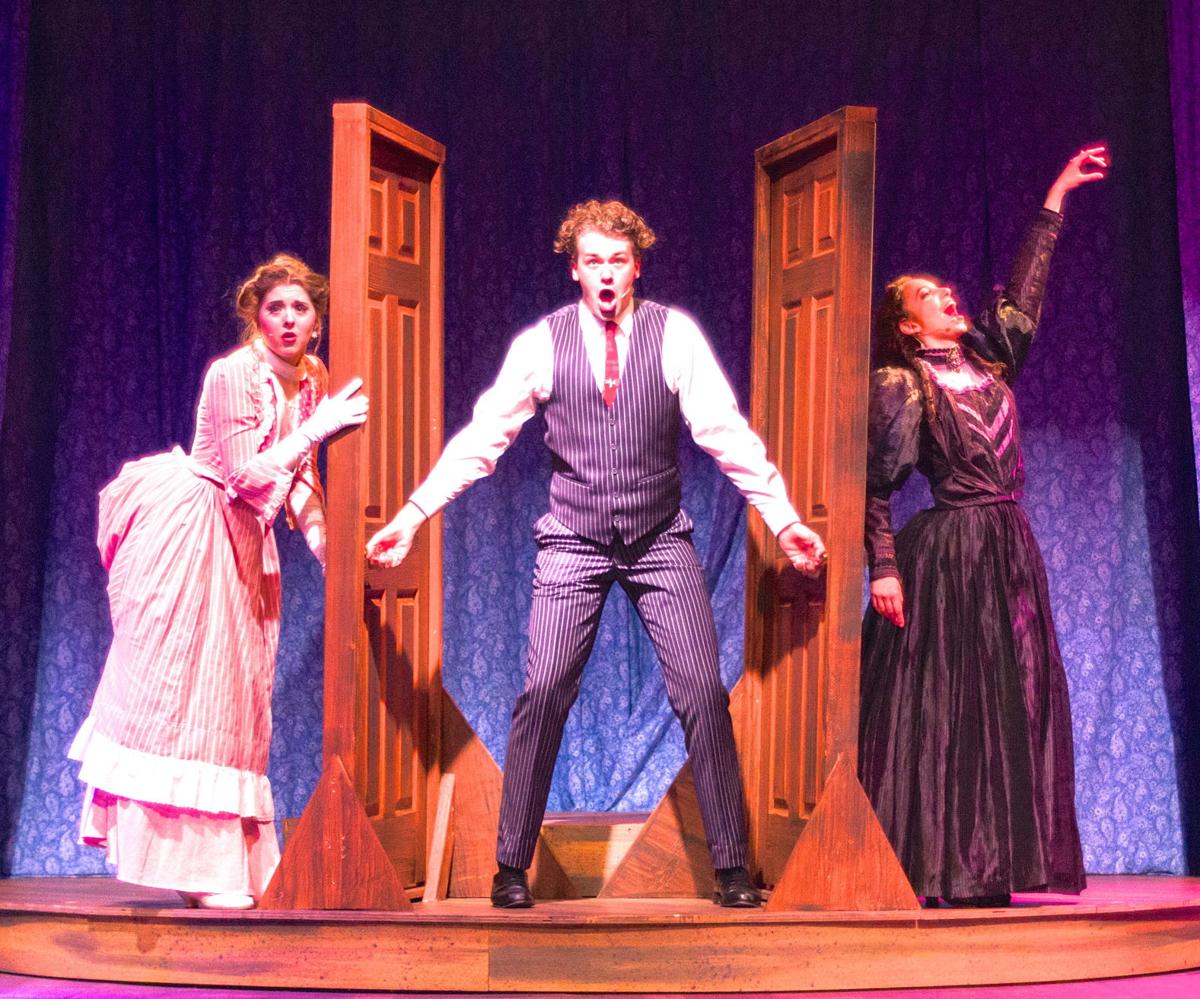 Romantic comedy set to the music of Elvis leaves Showboat ...